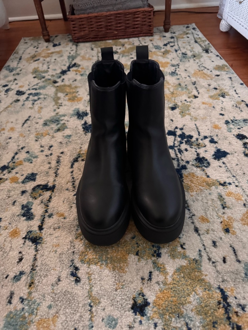 Steve Madden Black Platform Chelsea Boots